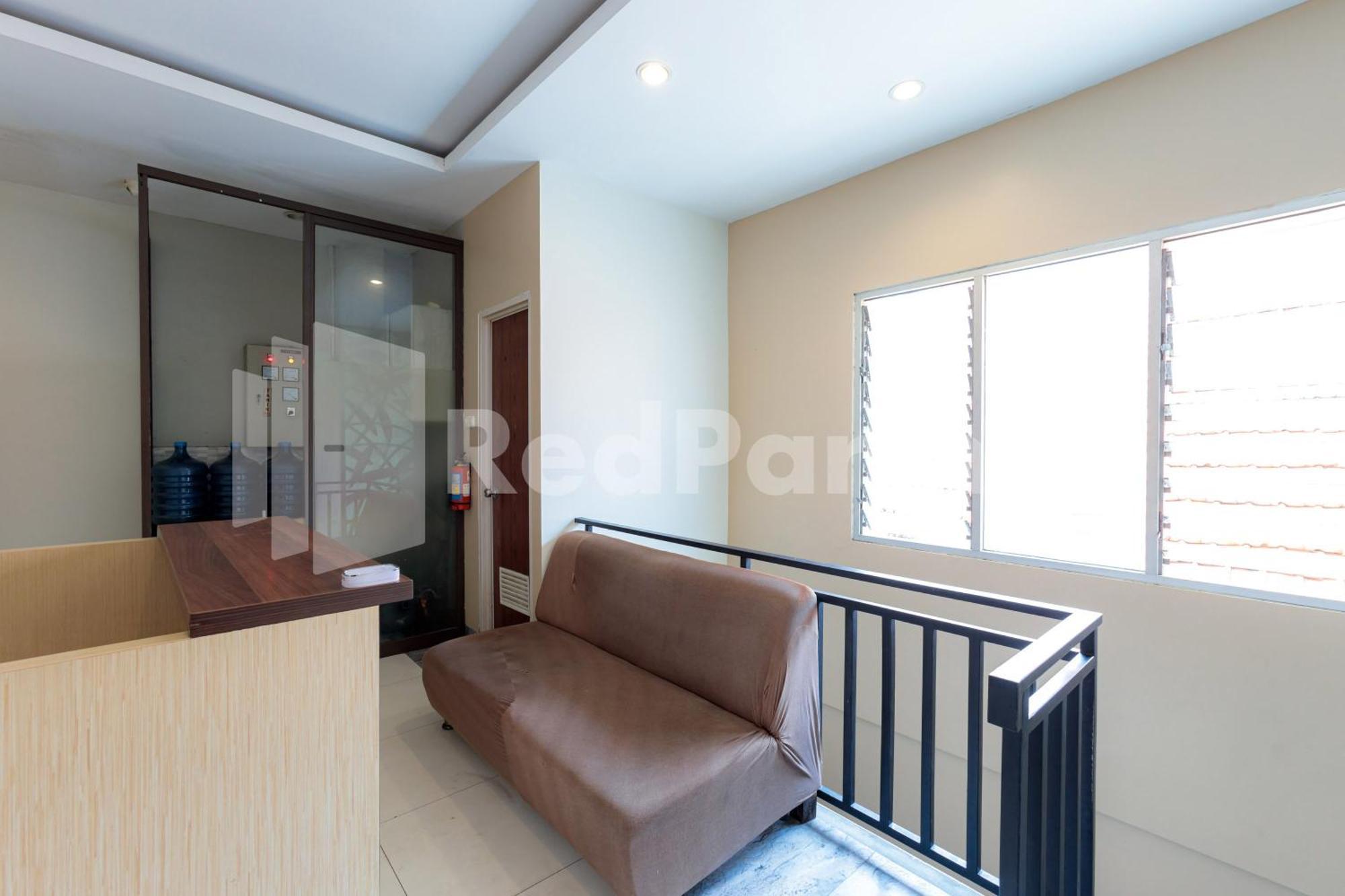 Ichiza Room Redpartner Jakarta Kültér fotó