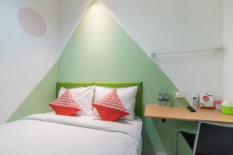 Ichiza Room Redpartner Jakarta Kültér fotó
