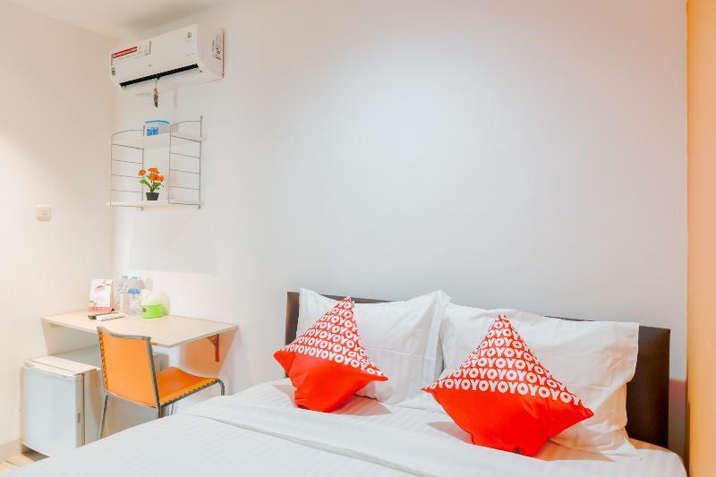 Ichiza Room Redpartner Jakarta Kültér fotó