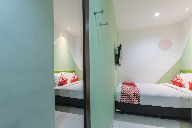 Ichiza Room Redpartner Jakarta Kültér fotó